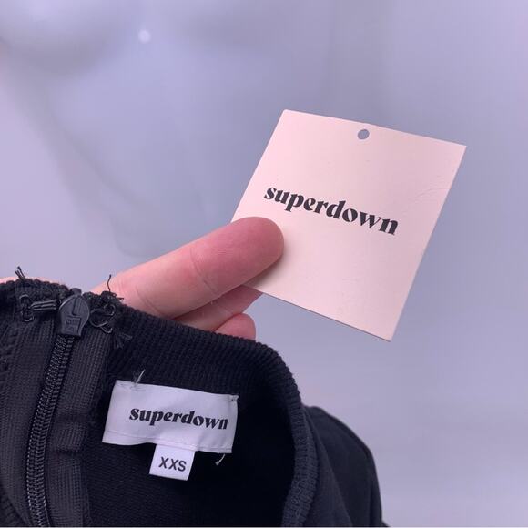 NEW Superdown Iselia Fishnet Sweatshirt Dress Sz XXS - Picture 9 of 9